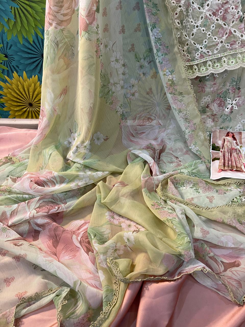 3-Piece IZNIK Ready-to-Wear Dress